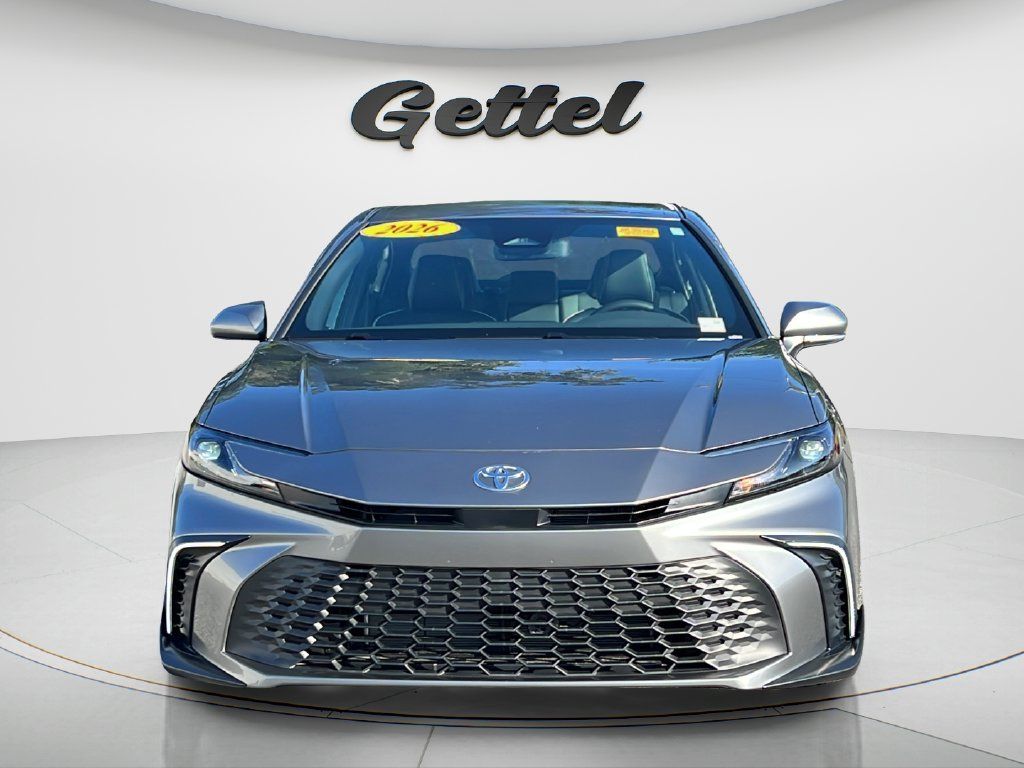 Used 2026 Toyota Camry SE w/ Convenience Package FWD image 2