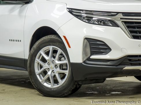 Used 2023 Chevrolet Equinox LT image 4