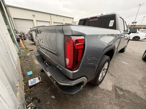 Used 2022 GMC Sierra 1500 SLT image 4