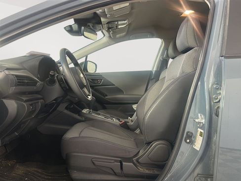 Used 2024 Subaru Crosstrek 2.0i Premium AWD/4WD image 5