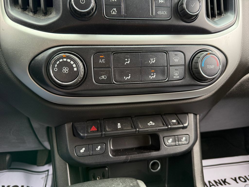 Used 2019 Chevrolet Colorado LT w/ Redline Special Edition AWD/4WD image 28