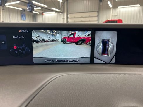 Used 2024 Lincoln Nautilus Premier w/ Equipment Group 102A image 20