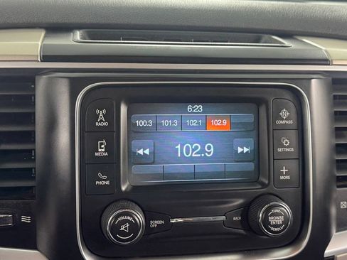 Used 2014 RAM 2500 SLT AWD/4WD image 24