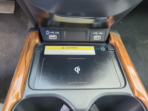 Used 2022 Honda CR-V Touring image 14