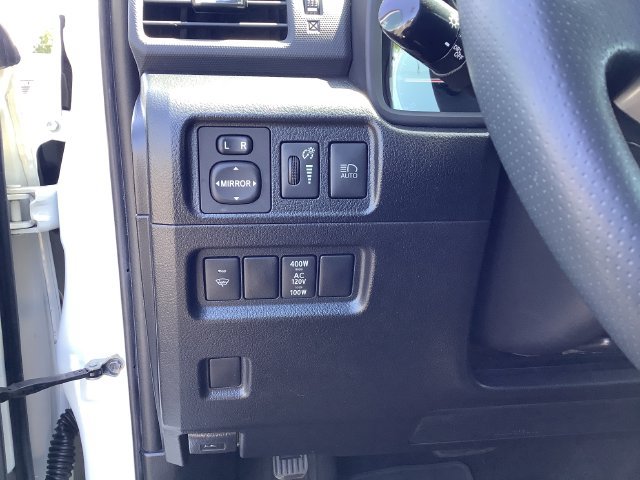 Used 2021 Toyota 4Runner Limited AWD/4WD image 15