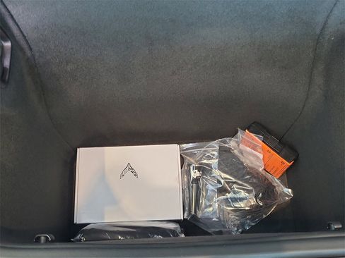 New 2025 Chevrolet Corvette Stingray Premium Cpe w/ Z51 Performance Package image 21