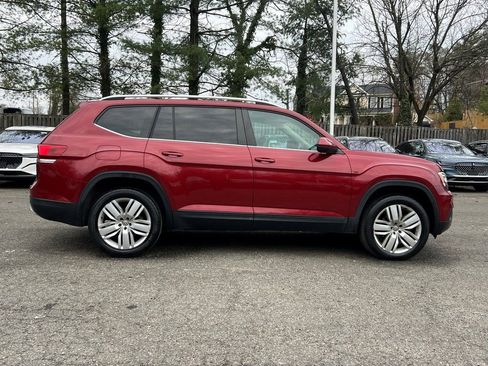 Used 2019 Volkswagen Atlas SE w/ Panoramic Sunroof Package image 8