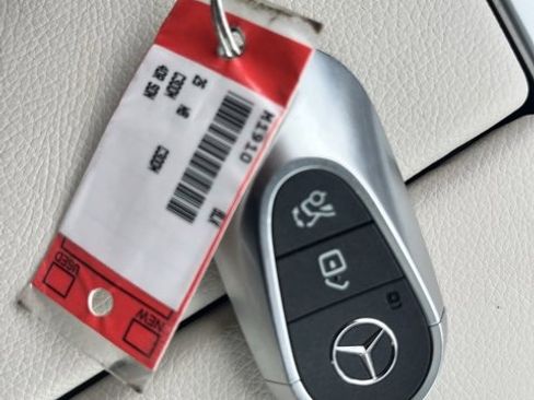 Used 2025 Mercedes-Benz C 300 Sedan image 15