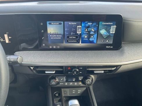 New 2026 Nissan Kicks SV w/ SV Premium Package AWD/4WD image 18