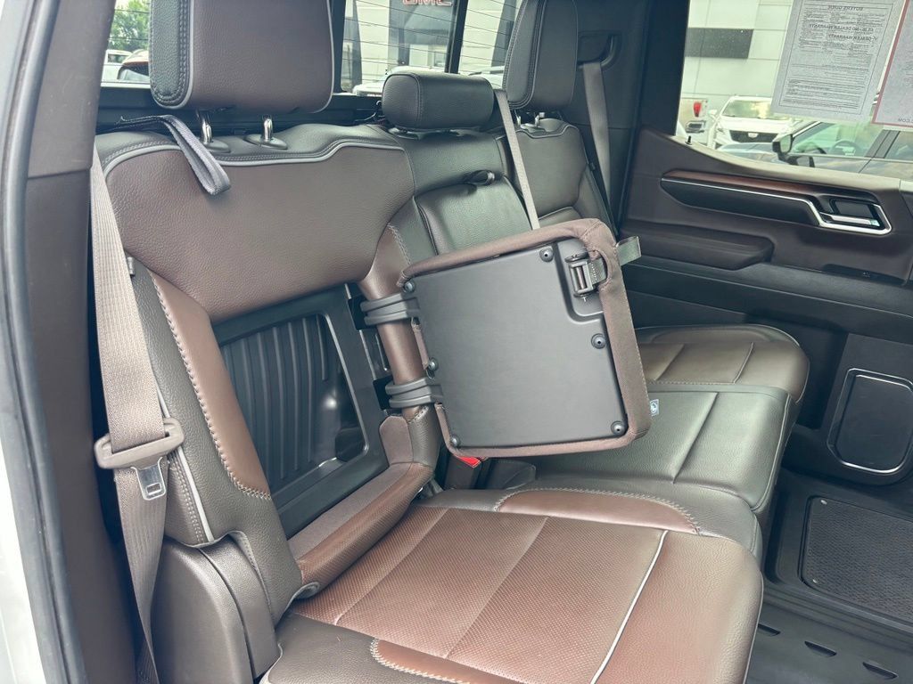 Used 2024 GMC Sierra 1500 Denali w/ Technology Package AWD/4WD image 30