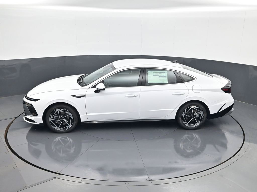 New 2026 Hyundai Sonata SEL FWD image 20
