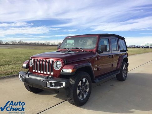Used 2022 Jeep Wrangler Unlimited Sahara image 8