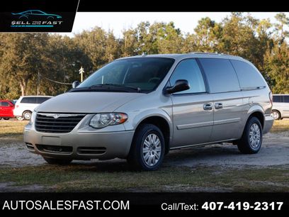 Used 2006 Chrysler Town & Country LX w/ Popular Equipment Group II