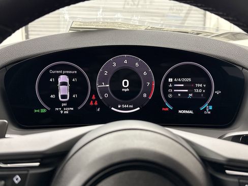 New 2025 Porsche Panamera 4 image 18