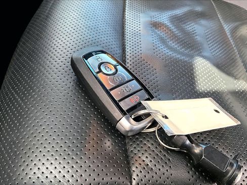 Used 2018 Ford Mustang GT Premium w/ Equipment Group 401A image 14