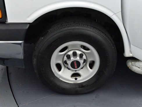 Used 2024 GMC Savana 2500 w/ Driver Convenience Package image 27