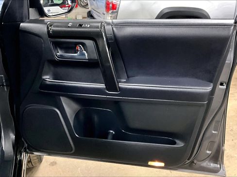 Used 2019 Toyota 4Runner Limited image 22