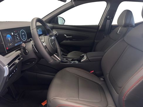 New 2025 Hyundai Santa Cruz Limited image 9