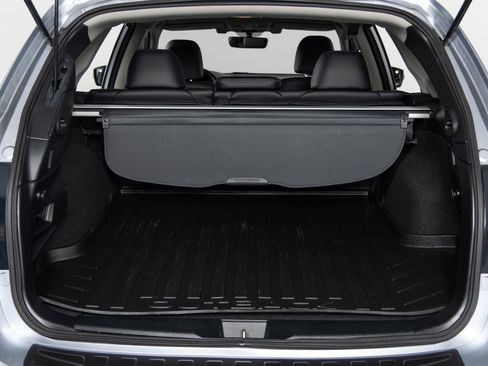 Used 2017 Subaru Outback 3.6R Limited image 20