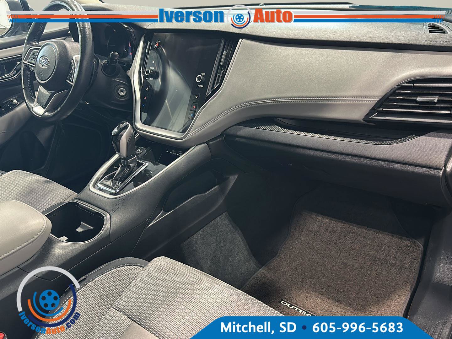 Used 2025 Subaru Outback Premium AWD/4WD image 30