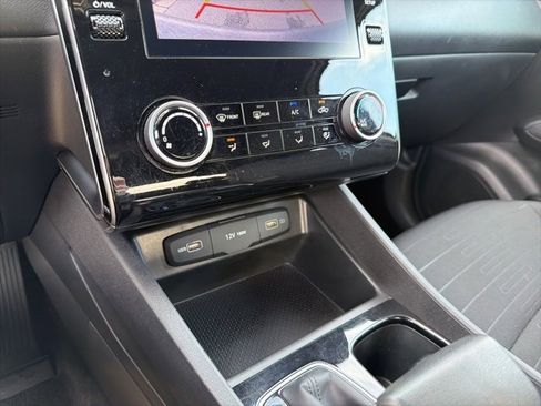 Used 2023 Hyundai Santa Cruz SE image 20