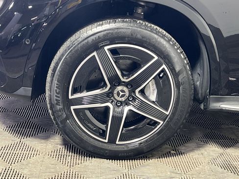 Used 2024 Mercedes-Benz GLC 300 4MATIC image 12