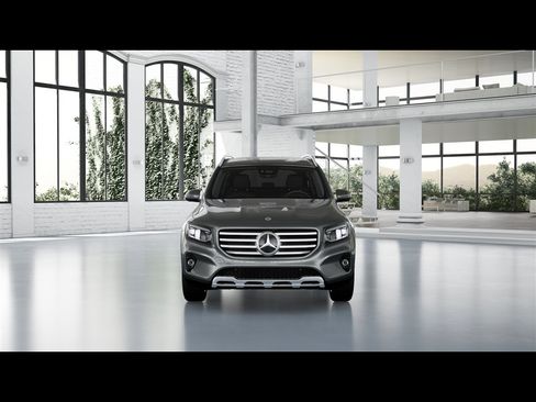 New 2026 Mercedes-Benz GLB 250 4MATIC image 2