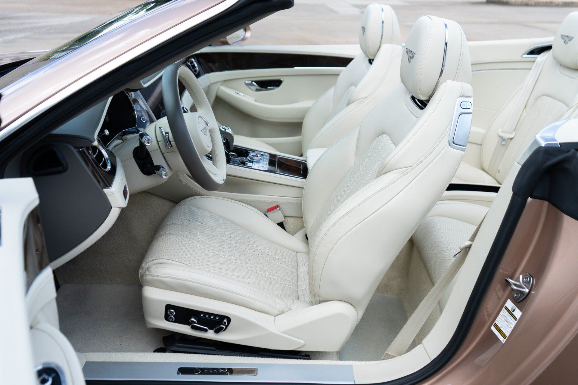 Used 2022 Bentley Continental GT AWD/4WD image 6