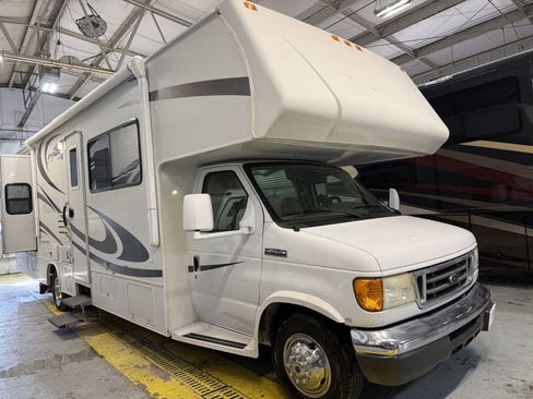 Used 2007 Ford E-450 and Econoline 450 image 35