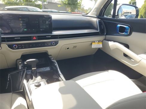New 2026 Kia Sorento S w/ S Panoramic Sunroof Package image 12