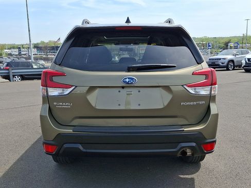 Certified 2024 Subaru Forester Premium AWD/4WD image 5