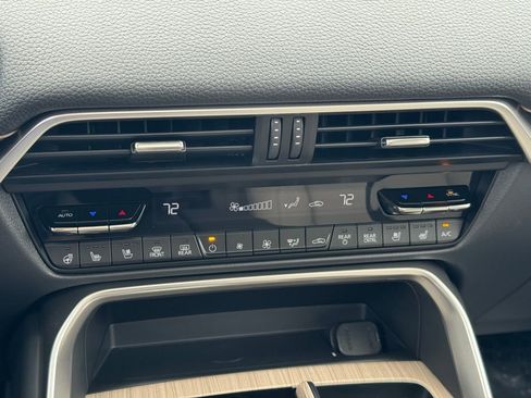 New 2026 MAZDA CX-90 Plug-In Hybrid w/Premium Sport image 18