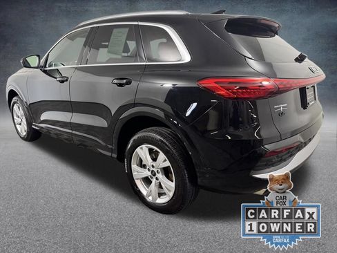 Used 2025 Audi Q5 Premium w/ Convenience Package AWD/4WD image 4