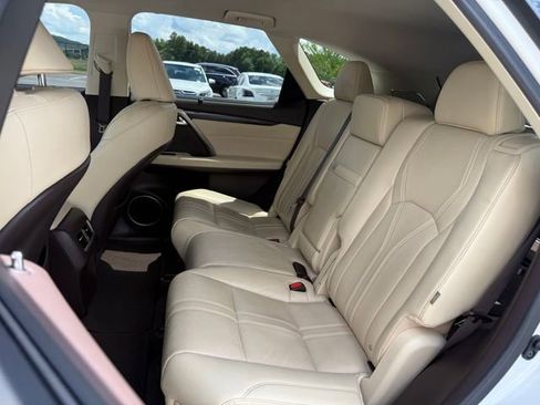 Used 2018 Lexus RX 350L Luxury w/ Accessory Package FWD image 19