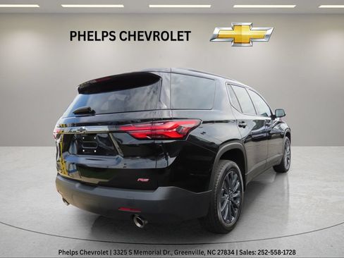 Certified 2023 Chevrolet Traverse RS FWD image 8