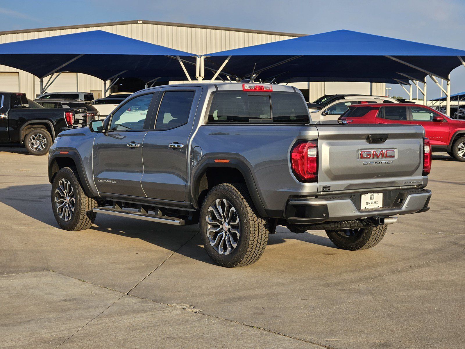New 2026 GMC Canyon Denali AWD/4WD image 3