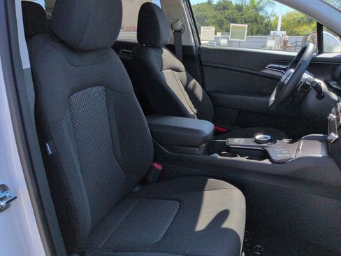 New 2026 Kia Sportage LX image 28