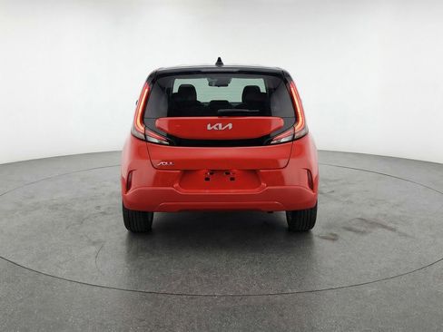 Used 2025 Kia Soul LX w/ LX Technology Package image 6