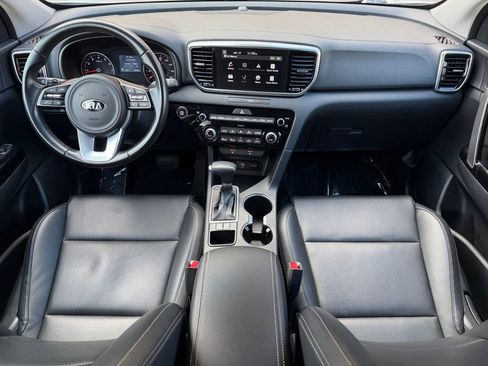 Used 2022 Kia Sportage EX image 16