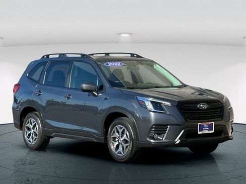 Used 2022 Subaru Forester Premium image 8