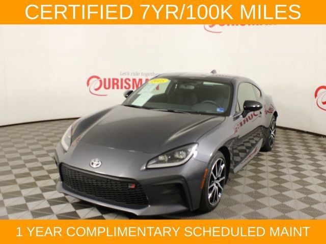 Used 2025 Toyota GR86 RWD image 1