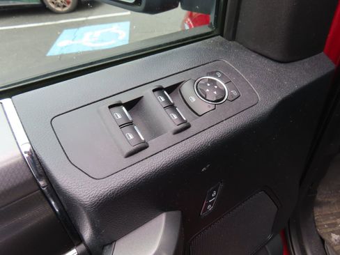 Used 2015 Ford F150 XLT w/ Equipment Group 301A Mid image 17