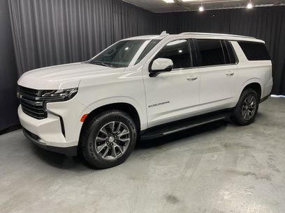Used 2023 Chevrolet Suburban LT w/ LT Signature Plus Package