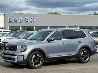 Used 2025 Kia Telluride S FWD 360° Tour