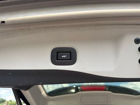 Certified 2019 Nissan Rogue SV AWD/4WD image 20