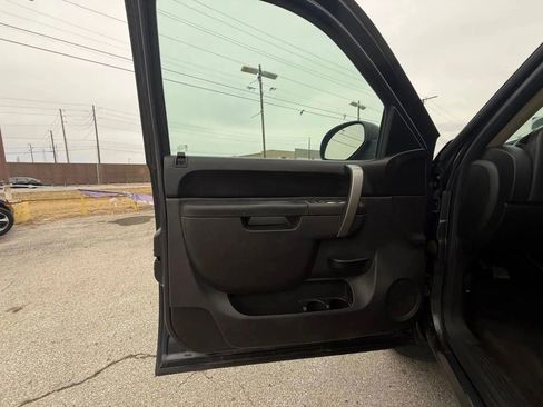 Used 2011 Chevrolet Silverado 1500 LT w/ All-Star Edition image 9