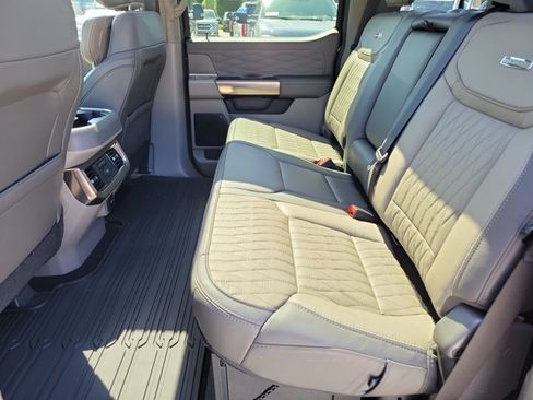 New 2026 Ford F350 Platinum w/ Platinum Plus Package AWD/4WD image 13