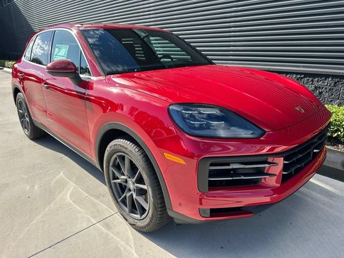 Certified 2026 Porsche Cayenne AWD/4WD image 11