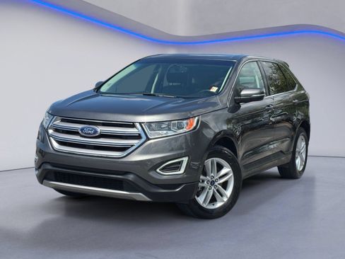 Used 2018 Ford Edge SEL w/ Equipment Group 201A AWD/4WD image 2