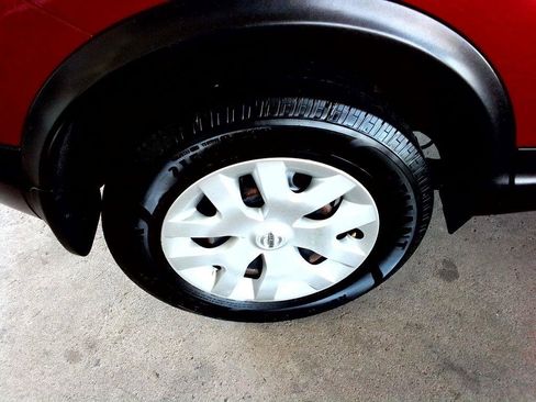 Used 2018 Nissan Rogue Sport S image 25